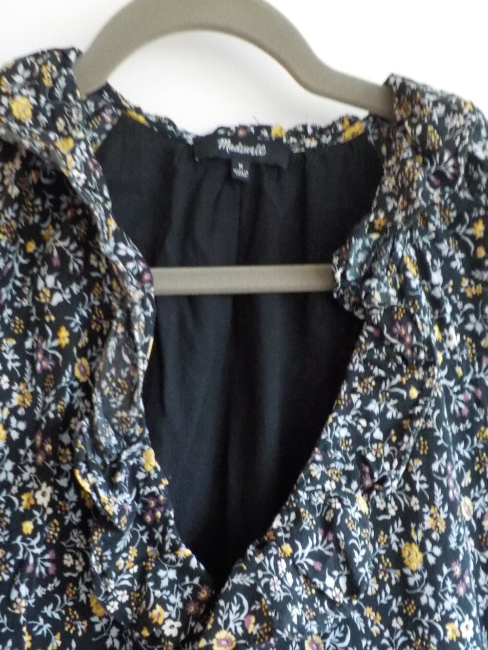 Madewell Dress - Medium - Black Flower Boho Short Sleeve Ruffle Pockets (854) - Picture 3 of 8